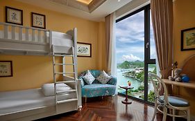 Khách sạn Perle dOrient Cát Bà-MGallery